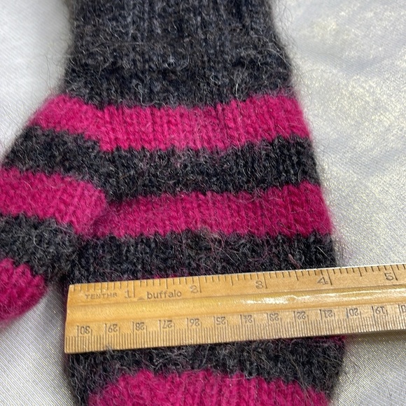 Striped Mohair Wool Knit Mittens Dark Grey Magenta Pink Lined Fold Over Cuff - Picture 6 of 6
